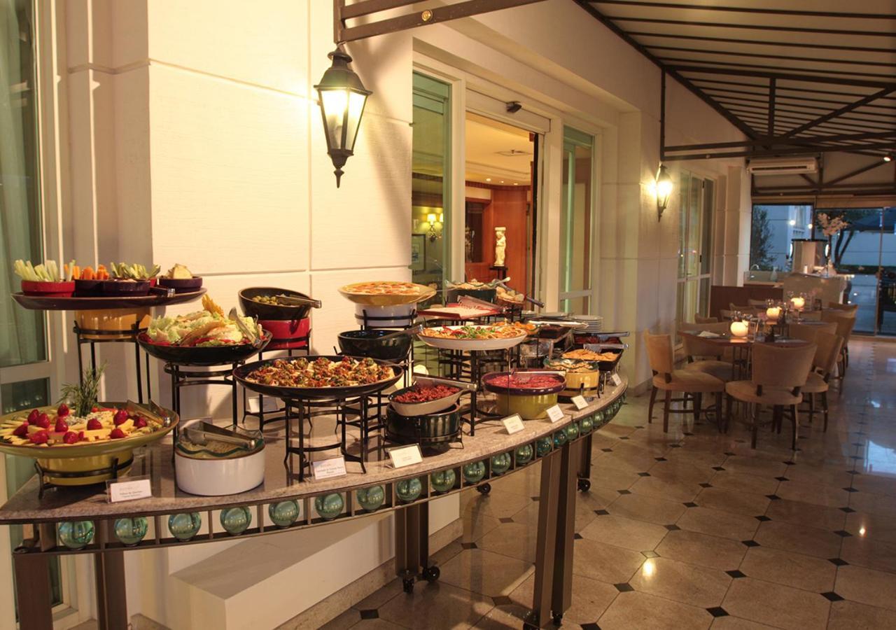 Gran Estanplaza Berrini Hotel Sao Paulo Exterior foto A buffet at a hotel