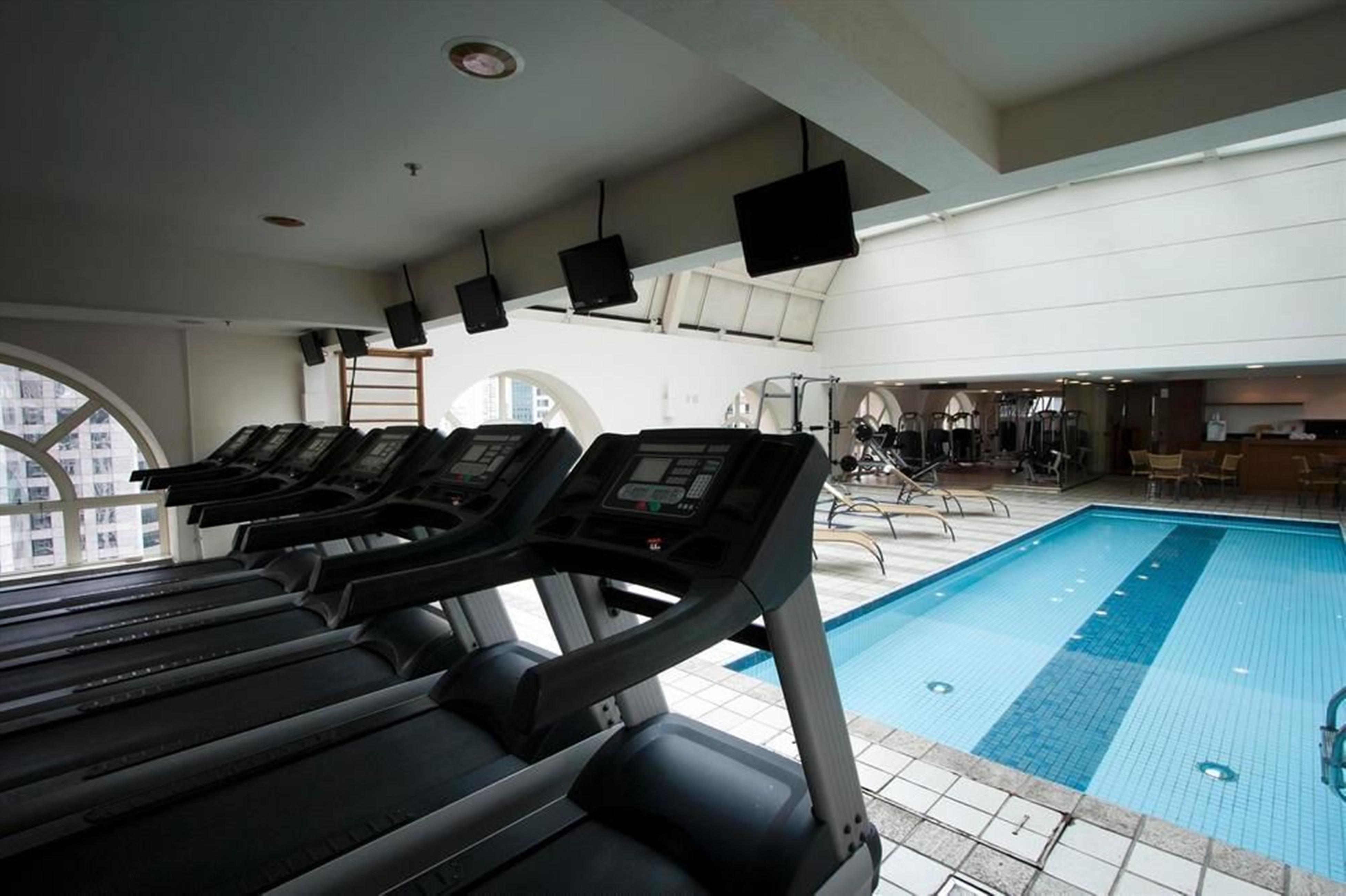 Gran Estanplaza Berrini Hotel Sao Paulo Exterior foto The gym at the hotel