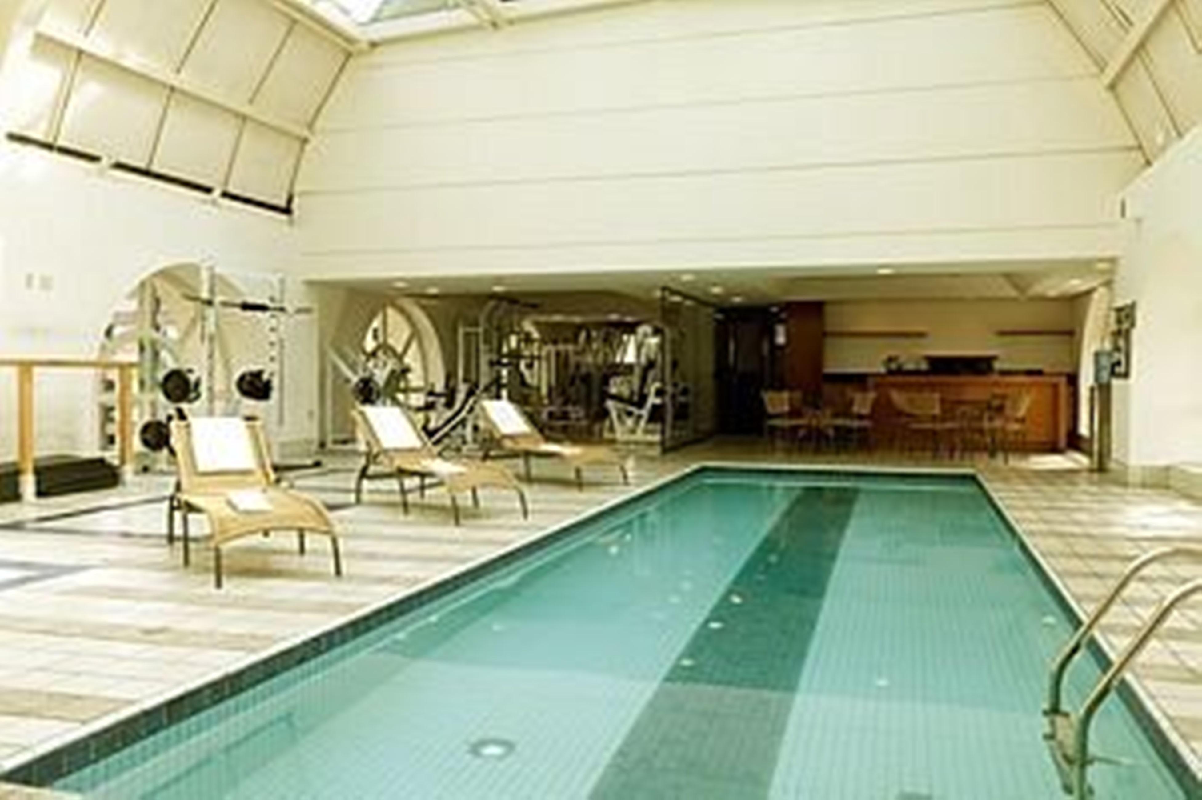 Gran Estanplaza Berrini Hotel Sao Paulo Exterior foto The pool at the Mandarin Oriental, London