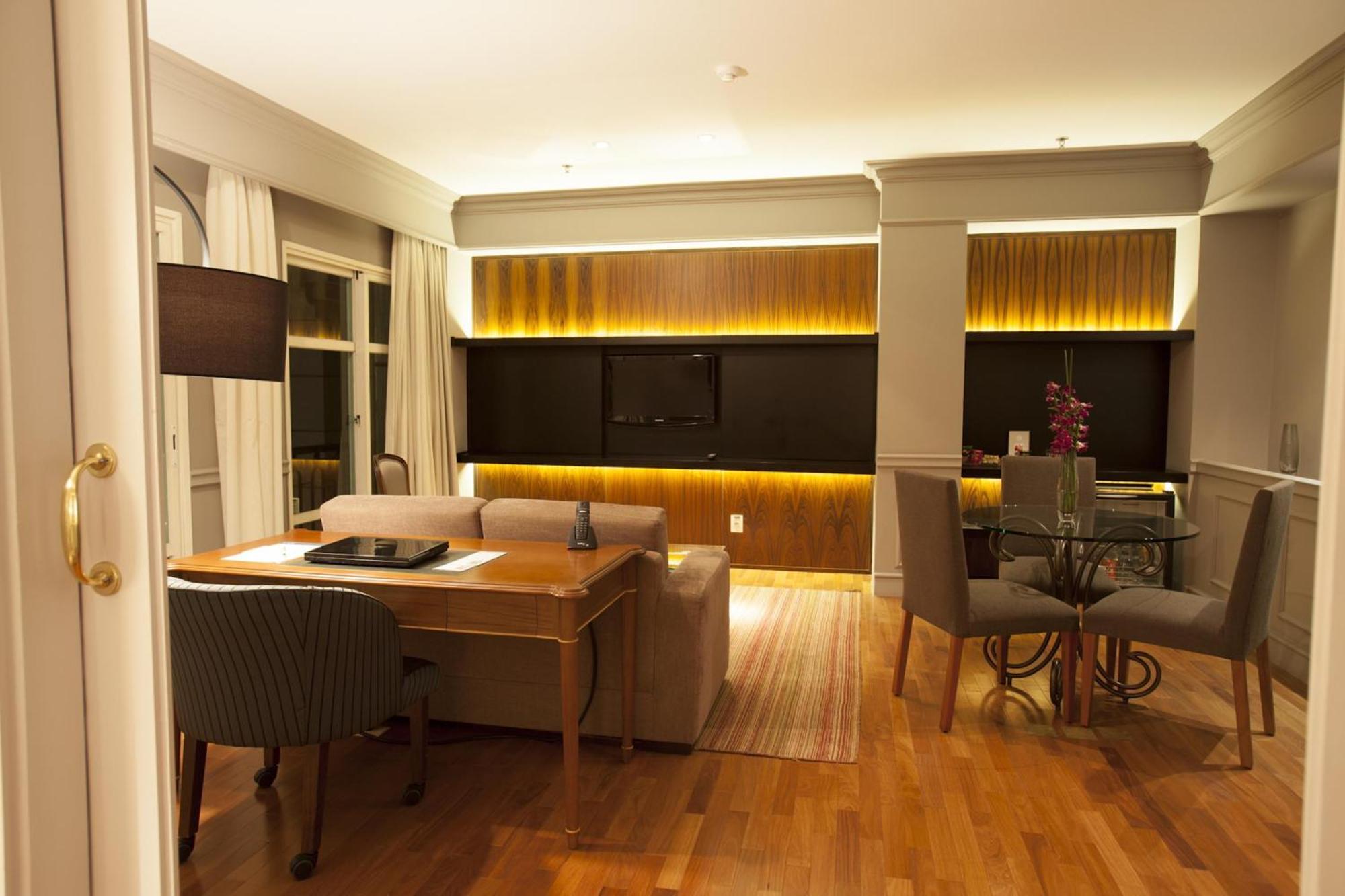 Gran Estanplaza Berrini Hotel Sao Paulo Cameră foto A living room in a typical apartment