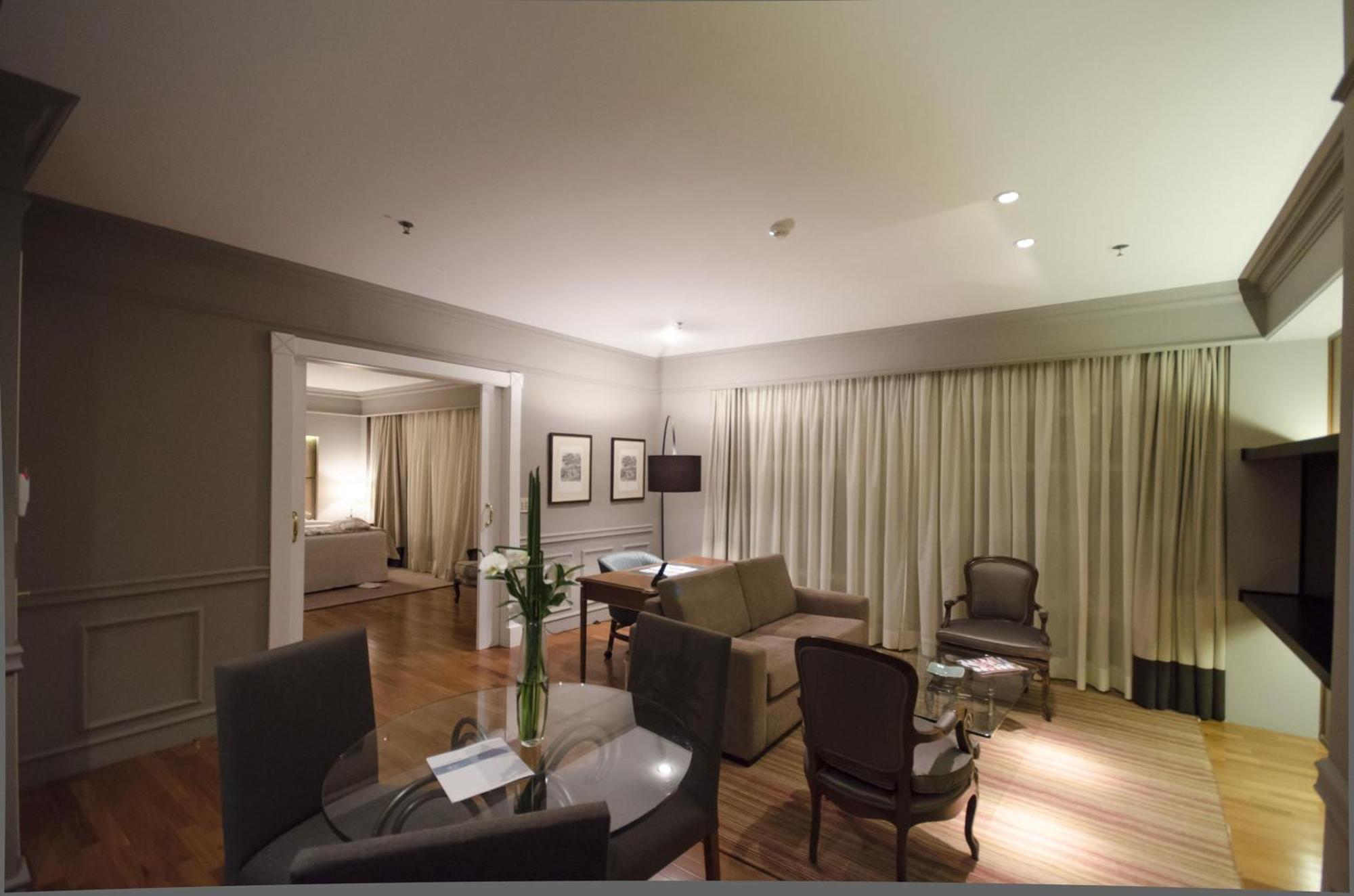 Gran Estanplaza Berrini Hotel Sao Paulo Cameră foto A suite at the hotel